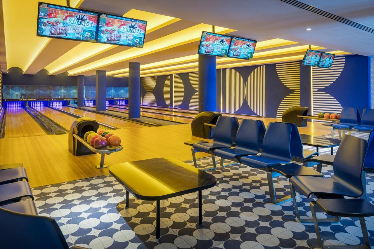 Hotel Ocean Eden Bay (Adults Only) Spring Rises Zewnętrze zdjęcie Bowling Alley