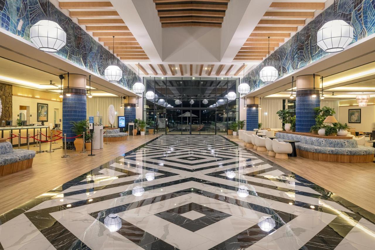 Hotel Ocean Eden Bay (Adults Only) Spring Rises Zewnętrze zdjęcie Lobby