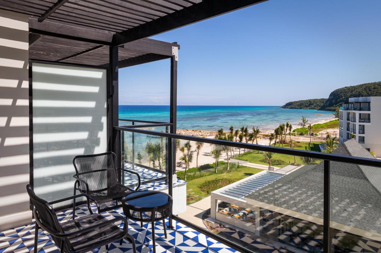 Hotel Ocean Eden Bay (Adults Only) Spring Rises Zewnętrze zdjęcie View from a room at the hotel