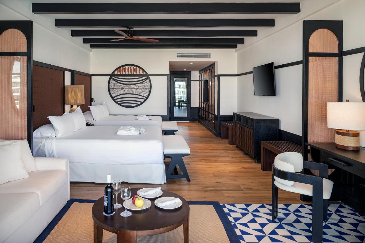 Hotel Ocean Eden Bay (Adults Only) Spring Rises Zewnętrze zdjęcie A room at the hotel