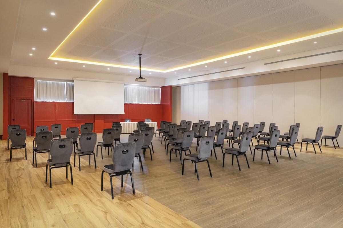 Hotel Ocean Eden Bay (Adults Only) Spring Rises Zewnętrze zdjęcie Meeting room